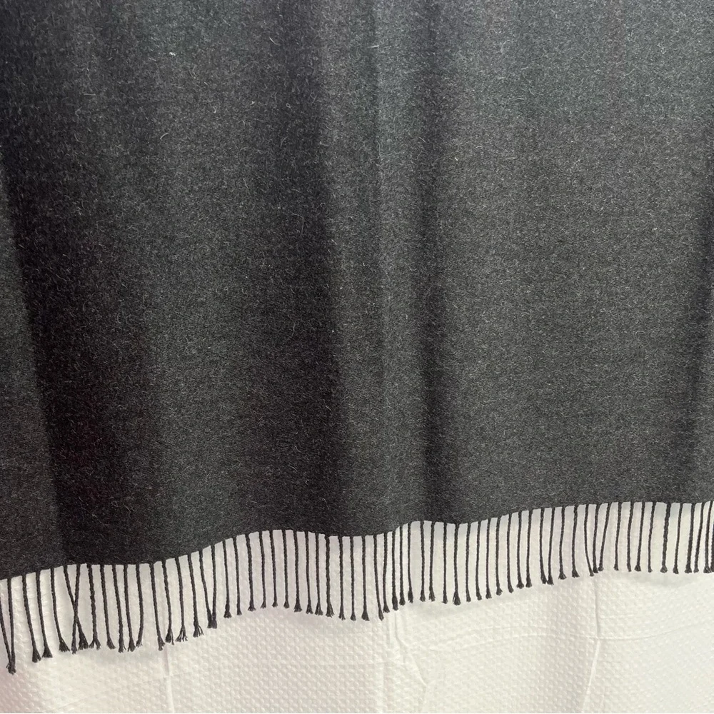 Crate&Barrel Elegant Gray Alpaca Blend Throw‎ with Fringe